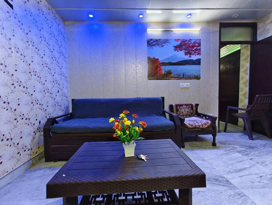 Peaceful Stay 1 Bhk Appartment New Delhi Eksteriør billede