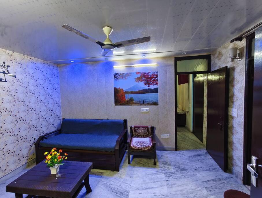 Peaceful Stay 1 Bhk Appartment New Delhi Eksteriør billede